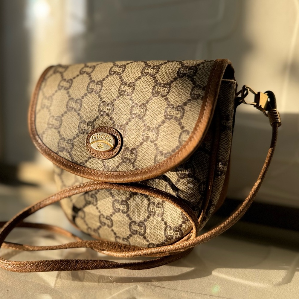 GUCCI Plus - Vintage Sling/Crossbody Bag